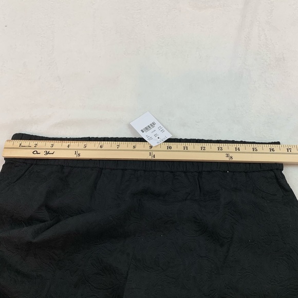 J crew 3 inch Floral Jacquard Pull On Shorts black - Picture 12 of 14